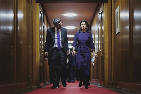 (R-L) Annalena Baerbock (Alliance 90/The Greens), Federal Foreign Minister, and Sheikh Abdullah bin