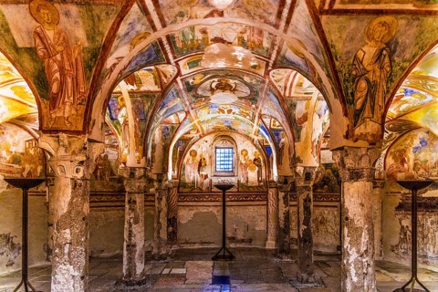 Crypt of frescoes from the 9th century under the main altar, Cripta degli Affreschi, Basilica of