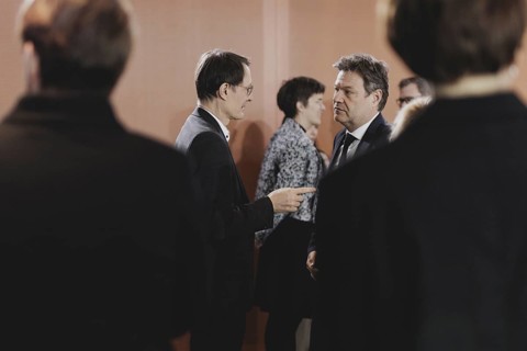 (L-R) Karl Lauterbach (SPD), Federal Minister of Health, and Robert Habeck (Alliance 90/The