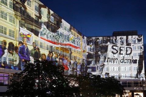 To mark the 30th anniversary of the fall of the Wall, 3D video projections of historical images and