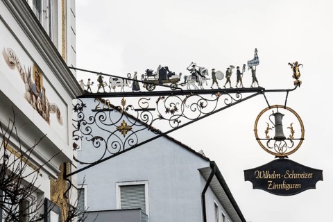 Sign with pewter figures, Diessen, Lake Ammer, Fuenfseenland, Pfaffenwinkel, Upper Bavaria,