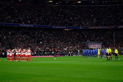 Mourning in honour of Andreas Andi Brehme, commemoration, minute's silence, minute's silence, FC