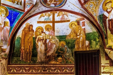 Crypt of frescoes from the 9th century under the main altar, Cripta degli Affreschi, Basilica of