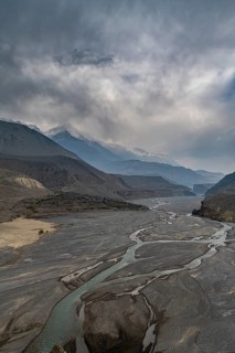 Huge riverbed of the Kali Gandaki, Kingdom of Mustang, Nepal, Asia