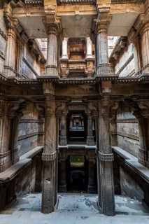 Dai Halima Vav Stepwell, Unesco site, Ahmedabad, Gujarat, India, Asia