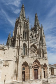 Cathedral of the Virgin Mary, Leon, church, sacred building, building, old town, city centre,