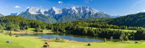Geroldsee, behind it the Karwendel Mountains, Werdenfelser Land, Upper Bavaria, Bavaria, Germany,