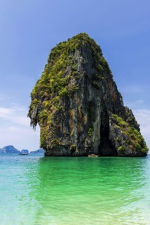 Limestone rocks at Tam Phra Nang beach, limestone, limestone rocks, travel, holiday, tourism,