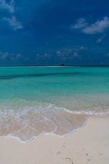 Turquoise waters on a white sand beach, Bangaram island, Lakshadweep archipelago, Union territory