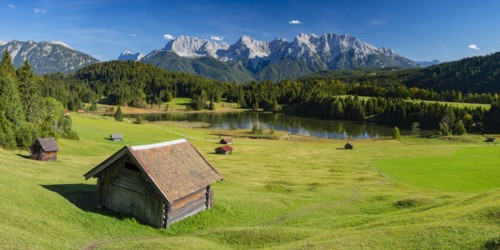 Geroldsee, behind it the Karwendel Mountains, Werdenfelser Land, Upper Bavaria, Bavaria, Germany,