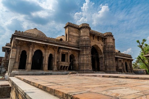 Dai Halima Sultani Mosque, Unesco site, Ahmedabad, Gujarat, India, Asia