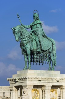 St Stephen at the Fisherman's Bastion, travel, city trip, tourism, Eastern Europe, architecture,