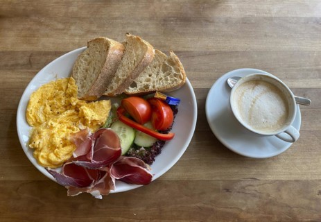 Food, breakfast, scrambled eggs, bread, South Tyrolean ham, tomatoes, gherkins, cappuccino,