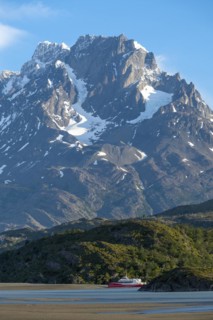 Excursion boat on Lago Grey, Torres del Paine National Park, Parque Nacional Torres del Paine,