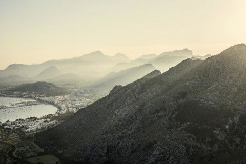 Bay and mountains, Port de Pollenca, Serra de Tramuntana, Majorca, Balearic Islands, Spain, Europe