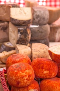 Weekly market, market stall, market sale of cheese, Asciano, Tuscany, Italy, Europe