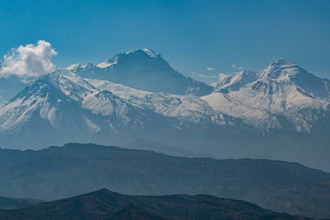 Desert landscape before the Annapurna mountain range, Kingdom of Mustang, Nepal, Asia