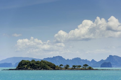 Island world near Surat Thani during ferry trip to Koh Samui, cloud, sky, blue sky, water, sea,