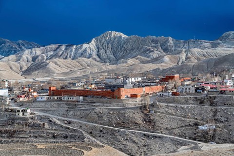 The walled village of Lo Manthang, Kingdom of Mustang, Nepal, Asia