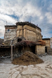 Old palace in the remote Tetang village, Kingdom of Mustang, Nepal, Asia