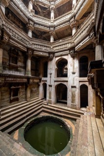 Adalaj Stepwell or Rudabai Stepwell, Adalaj, Gujarat, India, Asia