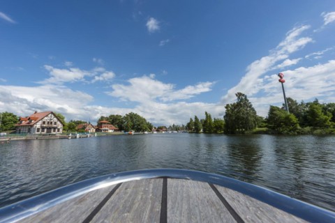 Bow of a houseboat, holiday form, boat, contemplative, tranquility, idyllic, traffic, village,