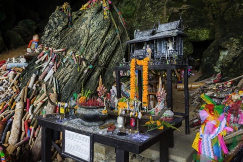 Princess cave at Phra Nang beach near Krabi, fertility, fertility temple, penis, dildo, penis