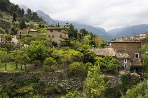 Village in the mountains with citrus plantations, Fornalutx, Soller, Serra de Tramuntana, Majorca,