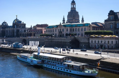 The passenger steamer DRESDEN at the landing stage on the Terrassenufer at the Bruehlsche Terrasse
