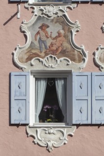 Window in a historic house with Lueftlmalerei in Ludwigstrasse, Partenkirchen district,