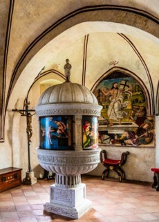 Baptistery, Chapel of San Nicolo, Duomo di San Marco, old town centre with magnificent noble