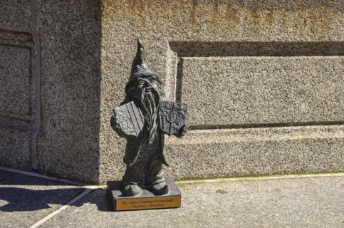 Dwarf of the 55-year town twinning between Dresden and Wroclaw at the town hall fountain, also