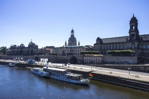 The passenger steamer DRESDEN at the landing stage on the Terrassenufer at the Bruehlsche Terrasse