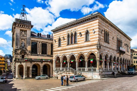 White and pink striped Loggia del Lionello in the finest Venetian Gothic style, 15th century with
