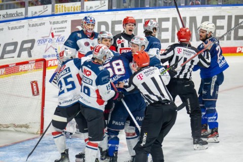 10.03.2024, DEL, German Ice Hockey League season 2023/24, 1st playoff round (pre-playoffs) : Adler