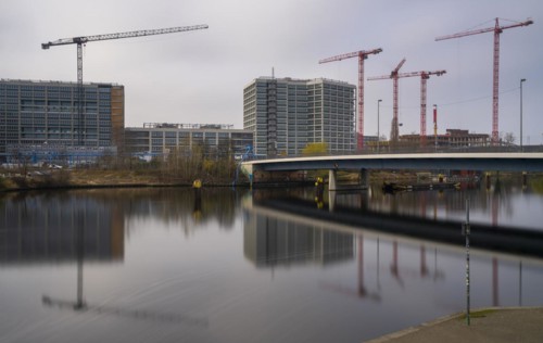 Long exposure, window bridge with a view of the Europaviertel construction site, Berlin, Germany,