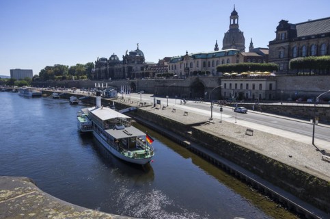 The passenger steamer DRESDEN at the landing stage on the Terrassenufer at the Bruehlsche Terrasse