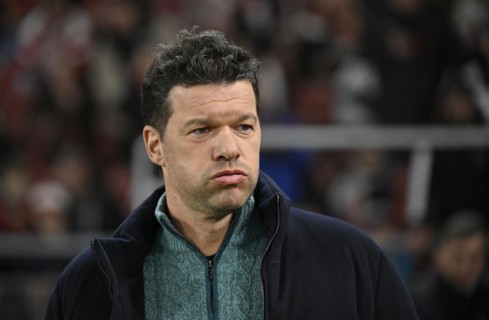 DAZN TV expert Michael Ballack, portrait, puffs cheeks, annoyed, MHPArena, MHP Arena Stuttgart,