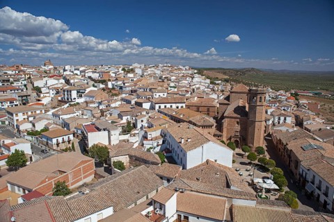 Banos de la Encina village overview