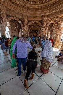 Pilgrim with burning coal, Kalika Shakti Peeth Pavagadh temple, Unesco site Champaner-Pavagadh