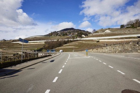 Main road 12 leads through the UNESCO World Heritage vineyard terraces of Lavaux near