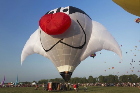 Hot-air balloons, Ballooning Festival, Saint-Jean-sur-Richelieu, Quebec Province, Canada, North