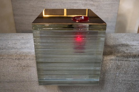 Modern glass tabernacle, St Clare's Church, Koenigstrasse 66, Nuremberg, Middle Franconia, Bavaria,