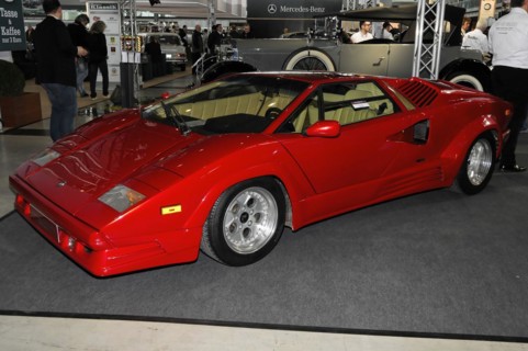 RETRO CLASSICS 2010, Stuttgart Messe, Red sports car, Lamborghini, with flat design and