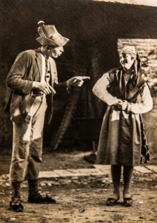 Traditional costumes in Friuli, photo by Attilio Brisighelli, Museum of Photography, Castello di