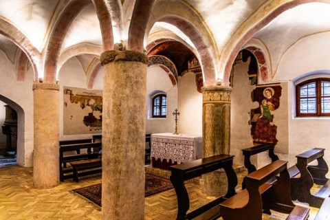 Crypt, Duomo di Santa Maria Maggiore, 13th century, historic city centre, Spilimbergo, Friuli,