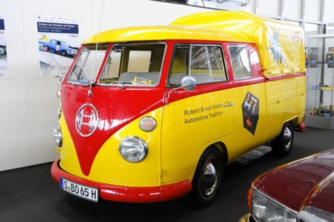 RETRO CLASSICS 2010, Stuttgart Trade Fair, Colourfully painted VW T1 Bulli in yellow and red with