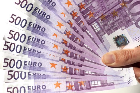 Bundle of money with EUR500 notes, 08/01/2015