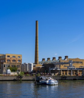 Industrial and factory site on the Spree, luminaire factory, Berlin-Oberschoeneweide, Berlin,