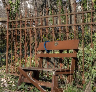 Rusty grave fences, Kirchof 1 of the Evangelische Georgen-Parochialgemeinde, Greisfswalder Strasse,